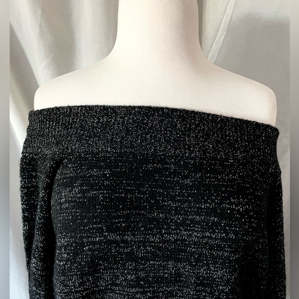 H&M Off Should Sweater Black w/ Sparkly Silver Threads Throughout sz L - Picture 5 of 6